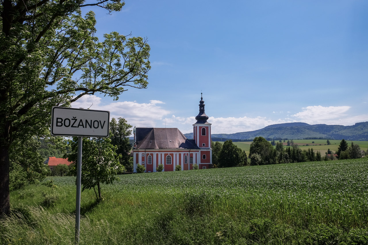 Božanov - malebná vesnice na Broumovsku Božanov - malebná vesnice na Broumovsku